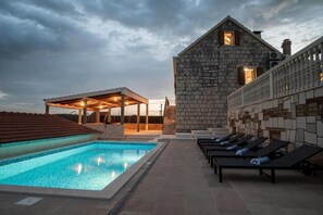 Pool - Four Bedroom Villa with Pool (Rogoznica)