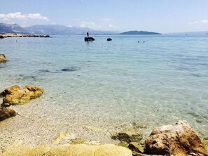 On the beach - Two Bedroom Apartment (Kaštel Štafilić)
