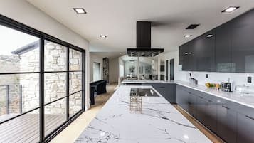 Hus (4 Bedrooms) | Innvendig