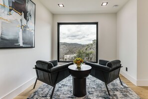 Hus (4 Bedrooms) | Innvendig