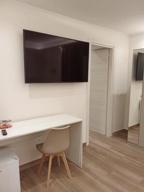 Standard Double Room | Interior