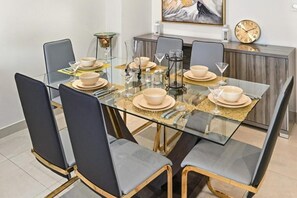 Appartement, balcon | Restauration