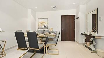 Apartment, Balcony | Dining