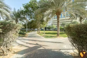 Property grounds - Vogue, JVC Jeewar near Circle Mall Pool & Gym (Dubai)
