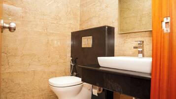 Shower, free toiletries, hair dryer, towels