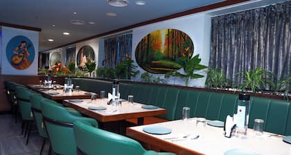 Hotel Sarovars Legacy