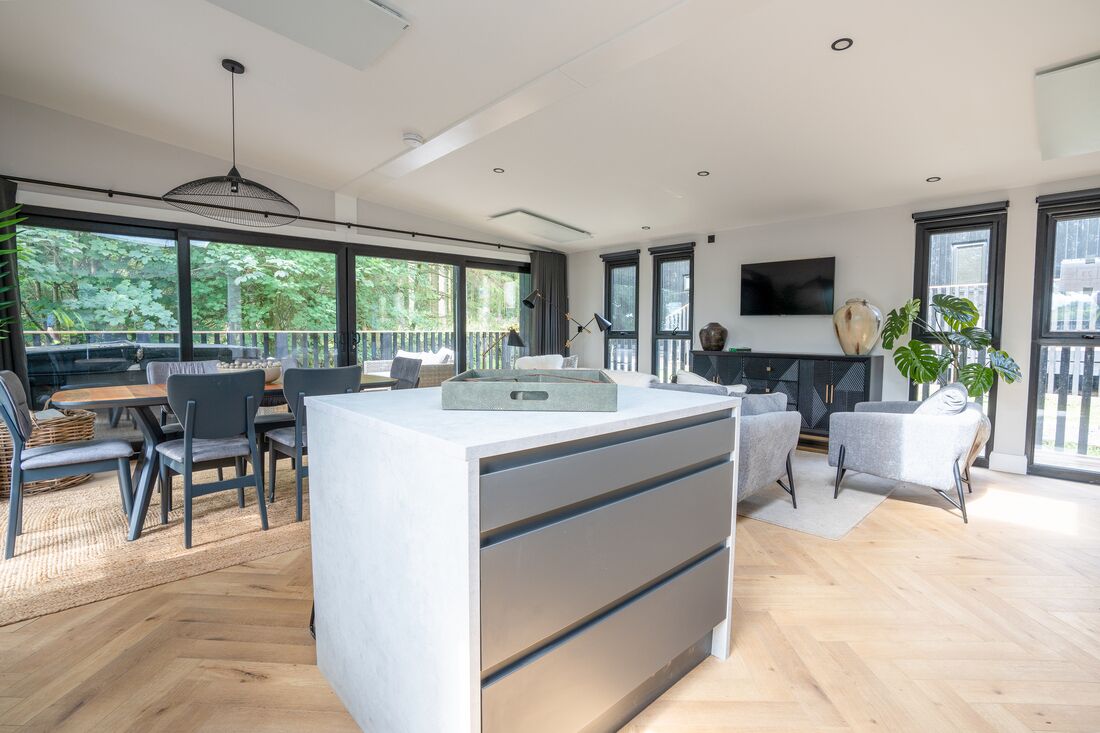 Luxury Cabin | Interior