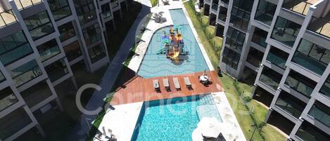 Basic Apartment | Pool