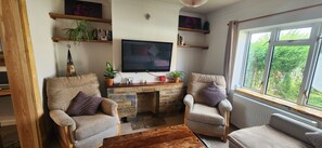 Living area - Cosy home off Glastonbury High Street (Glastonbury)