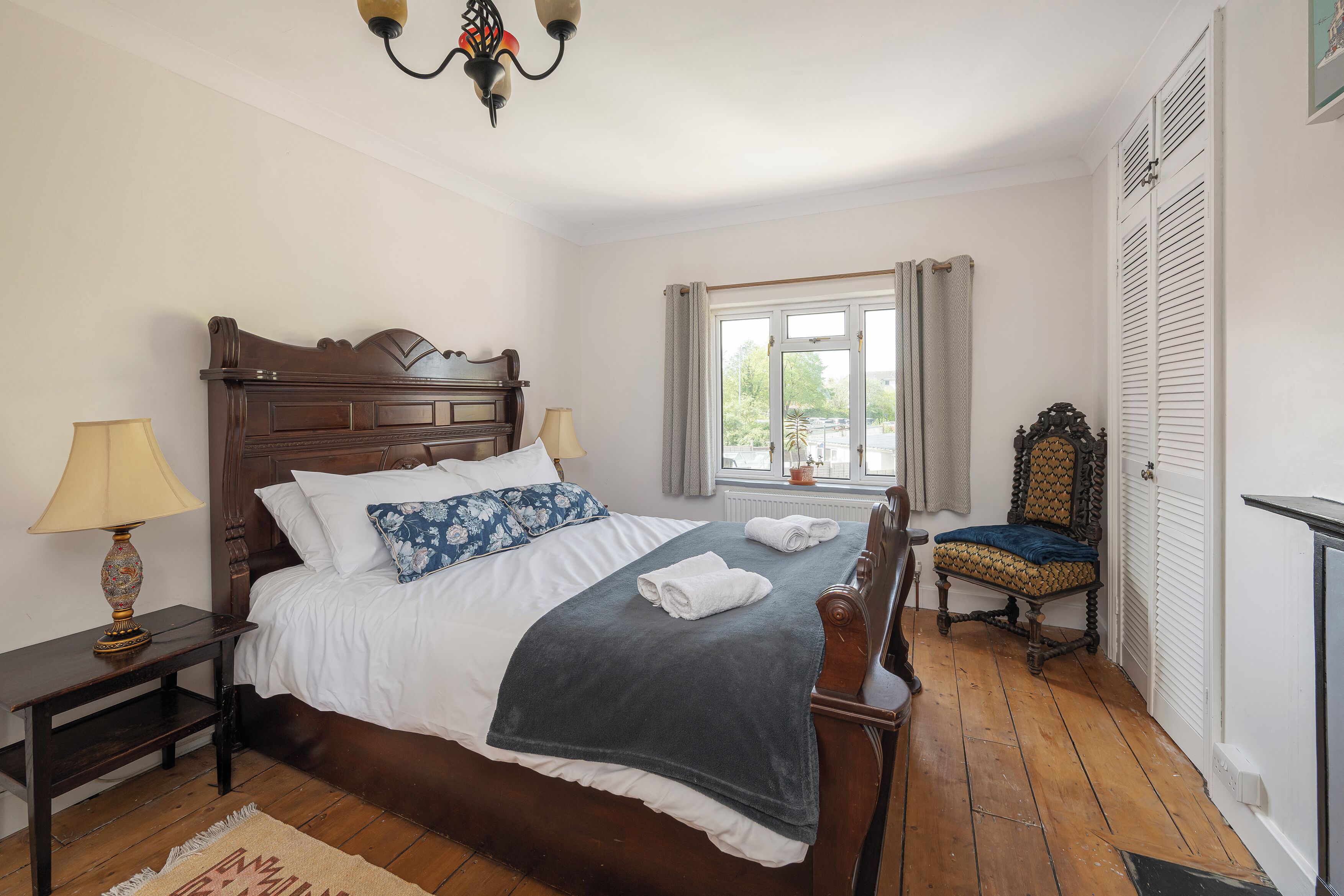 3 bedrooms, iron/ironing board, free WiFi