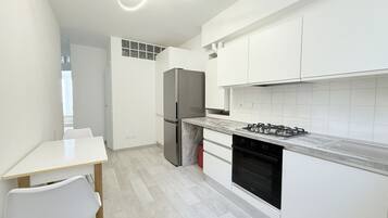 Jääkaappi, astianpesukone