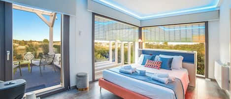 Family Villa, Multiple Bedrooms (Alternative Villa With Pool&Spa Relax) | 7 bedrooms, free WiFi, bed sheets