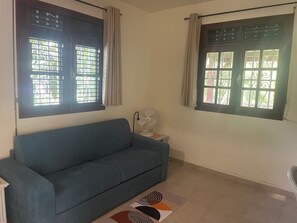 Living area - Studio near CHU, Clinique Sainte Marie, Clarac Hospital, Clinique Saint Paul (Fort-de-France)