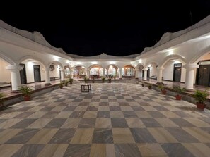 Terrace/patio - Sanjay Resort Baghela Heritage (Majhauli)