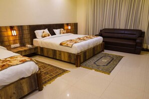 Free WiFi - Sanjay Resort Baghela Heritage (Majhauli)