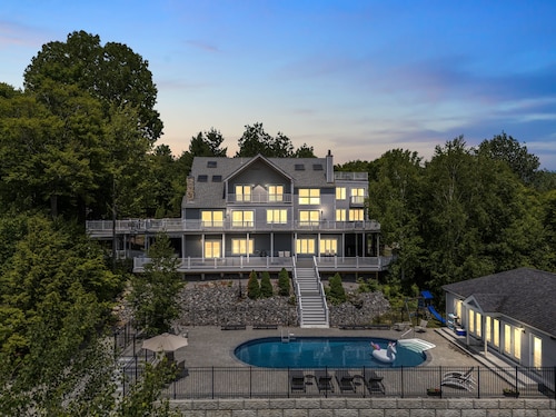 The Heights - Mountain Views, Hot Tub, Pool 10 Bedroom Home