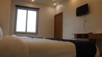Deluxe Double Room, City View | Desk, free WiFi