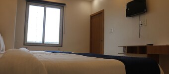Hotel Lakhdatar