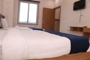Deluxe Double Room, City View