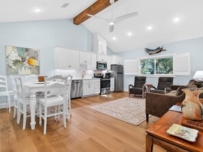 House, 3 Bedrooms | Interior - F601ab 3 Bedroom Home (Fulton)