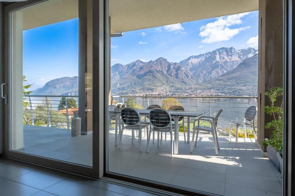 Deluxe appartement, uitzicht op meer | Buiten dineren