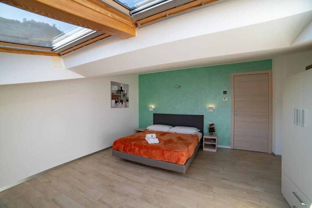 Caja de seguridad en la habitación y cortinas blackout 