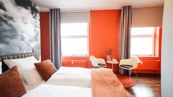 Zimmersafe, Verdunkelungsvorhänge, schallisolierte Zimmer