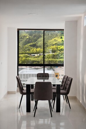 Dining - Wake up with a panoramic view of the mountains in Guadalupe, Dosquebradas (Dosquebradas)