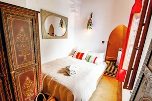 12 Schlafzimmer, Bügeleisen/Bügelbrett, WLAN, Bettwäsche