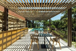 Outdoor dining - Vrbo Property (Toscana)