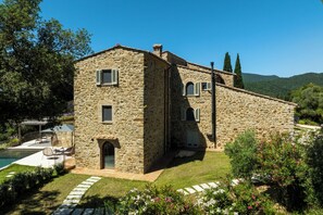 Exterior - Vrbo Property (Toscana)