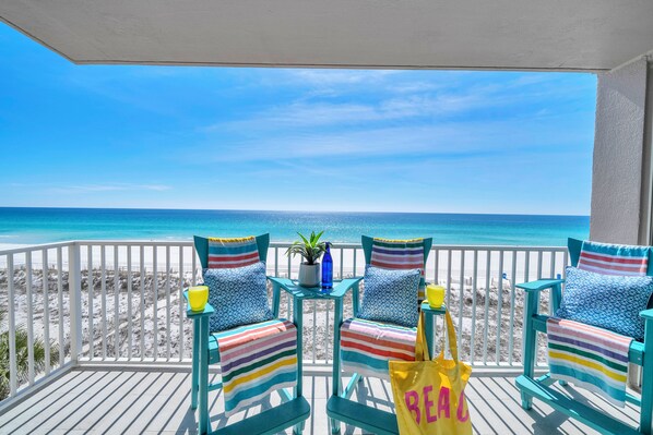 Property grounds - 🏖️Island Princess 501 Royal Lookout | Gulf Front+Pool | Beach Service🏖️ (Fort Walton Beach)