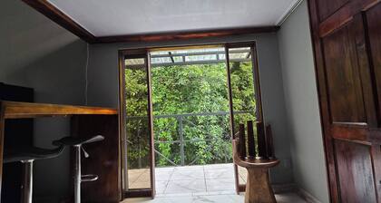 Sestudio Lodge in Nuevo Arenal With Jung