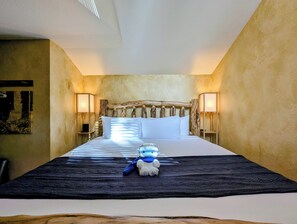 2 bedrooms, iron/ironing board, WiFi, bed sheets - New Listing | King Beds | Pool/Hot tub (Keystone)