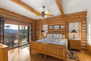 办公桌、熨斗/熨衣板、免费 WiFi、床单