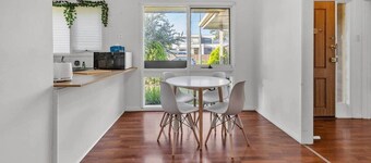 Hoppers Crossing Hideaway | Giant Backyard