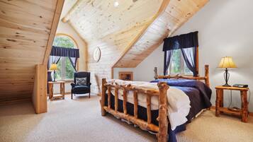 3 slaapkamers, een strijkplank/strijkijzer, wifi, beddengoed