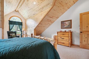 Iron/ironing board, WiFi, bed sheets - Spacious 3BR Chalet in Charming Dolores, CO- Hot Tub, Deck & Mountain Views (Dolores)