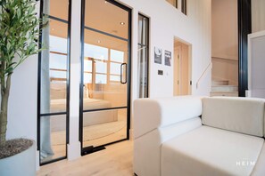 Interior - Ceramica | The Heim (Greater Manchester)