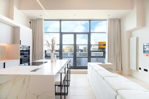 Interior - Ceramica | The Heim (Greater Manchester)