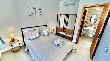 Apartamento conforto, cozinha americana, vista para a piscina | Wi-Fi de cortesia