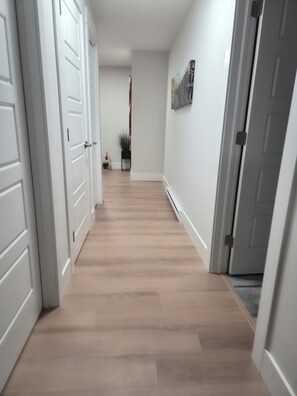 Interior - Quiet and cozy getaway close to nature Park (Riverview)