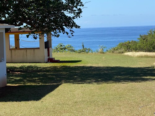 Surfers Halfway House in peaceful Aguadilla