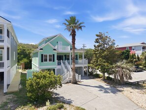 Exterior - One More Day 5 bedrooms, Across the street from the beach (Kure Beach)