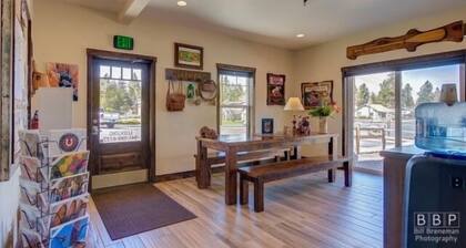 Sisters Bunkhouse - 4 bedroom boutique Hotel