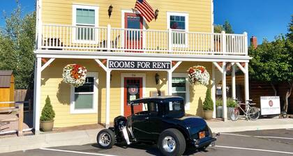 Sisters Bunkhouse Room 1