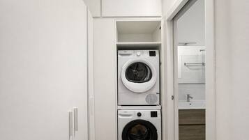 Apartment (0 Bedroom) | Bilik Mandi | Pancuran mandi, bidet