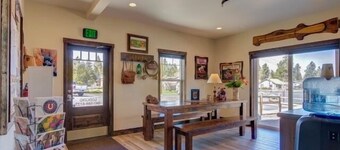 Sisters Bunkhouse Room 4