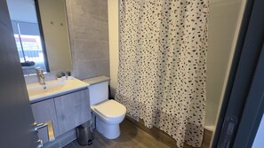 Apartment | Bathroom