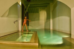 Pool - Donna Lucrezia with indoor pool and spa (Città della Pieve)